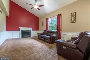 2007 Legat Ln, Harleysville, PA 19438 - Photo 8