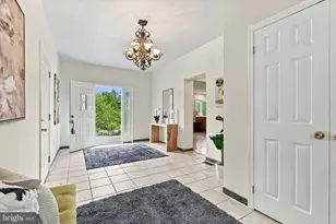1484 Grasshopper Rd, Huntingdon Valley, PA 19006 - Photo 6