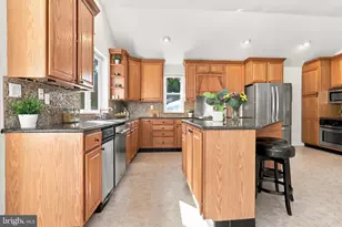 1484 Grasshopper Rd, Huntingdon Valley, PA 19006 - Photo 12