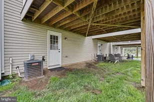 28 Castle Dr, Gilbertsville, PA 19525 - Photo 28
