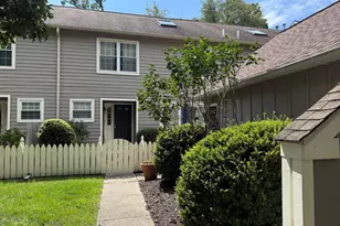 246 Tulip Tree Ct, Blue Bell, PA 19422 - Photo 2
