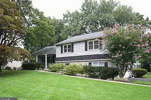 310 Tally Ho Dr, Ambler, PA 19002 - Photo 1