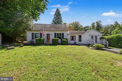 2010 Perkiomenville Road, Green Lane, PA 18054 - Photo 2