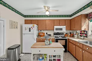 2798 Jean Dr, Hatfield, PA 19440 - Photo 8