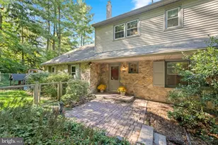 421 Garrison Way, Gulph Mills, PA 19428 - Photo 2