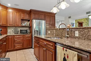 625 Foxcroft Rd, Elkins Park, PA 19027 - Photo 8