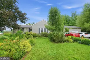 6 N Boro Line Rd, Trappe, PA 19426 - Photo 2