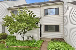 504 Freedom Cir, Harleysville, PA 19438 - Photo 1