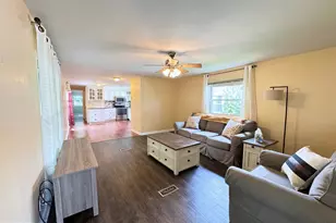 105 Winding Brook Run, North Wales, PA 19454 - Photo 4
