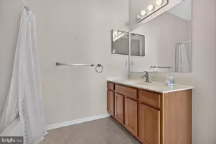 26 Stuart Dr, Norristown, PA 19401 - Photo 18