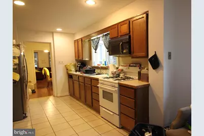 718 W Elm Street, Norristown, PA 19401 - Photo 6