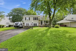 1031 Pross Rd, Lansdale, PA 19446 - Photo 2