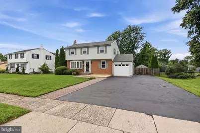 243 Crestview Road, Hatboro, PA 19040 - Photo 2