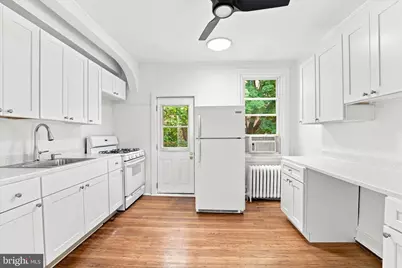1 Athens Avenue W #D, Ardmore, PA 19003 - Photo 4