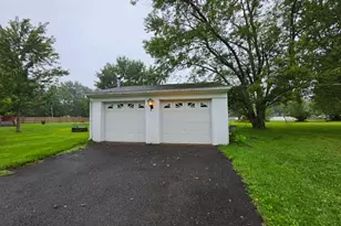1318 Clymer Rd, Hatfield, PA 19440 - Photo 2