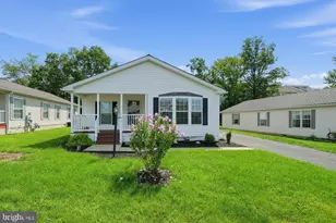 108 Dyer Ct, Royersford, PA 19468 - Photo 2