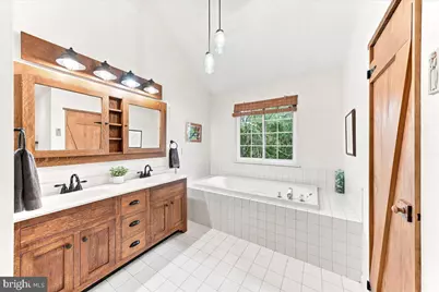 18 Pin Oak Drive, Phoenixville, PA 19460 - Photo 24