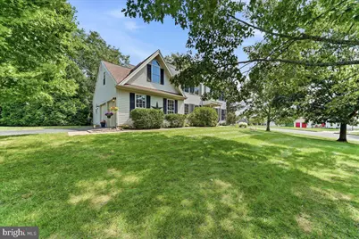 18 Pin Oak Drive, Phoenixville, PA 19460 - Photo 2