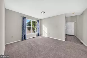 210 Shirley Ln, Pennsburg, PA 18073 - Photo 10