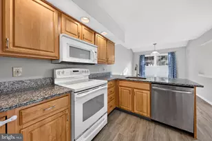 210 Shirley Ln, Pennsburg, PA 18073 - Photo 16