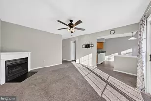 210 Shirley Ln, Pennsburg, PA 18073 - Photo 8
