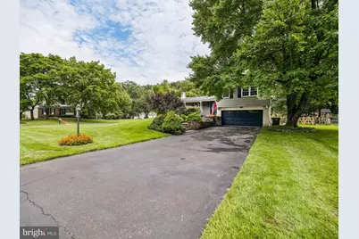 2615 Martin Road, Willow Grove, PA 19090 - Photo 2