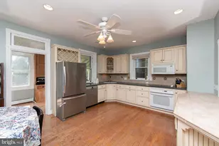 862 Walnut St, Royersford, PA 19468 - Photo 16