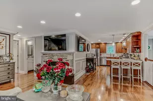 609 Haws Ln, Oreland, PA 19075 - Photo 6