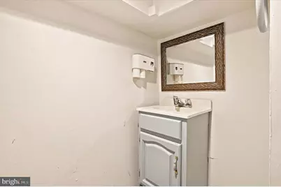 447 Bush Street, Bridgeport, PA 19405 - Photo 22