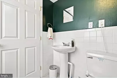 407 Jefferson Street, Bridgeport, PA 19405 - Photo 20