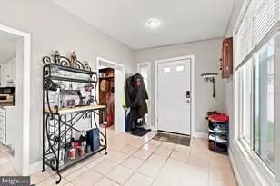 407 Jefferson St, Bridgeport, PA 19405 - Photo 12