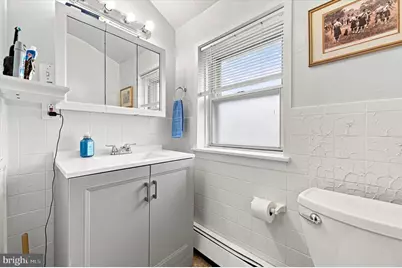 407 Jefferson Street, Bridgeport, PA 19405 - Photo 18