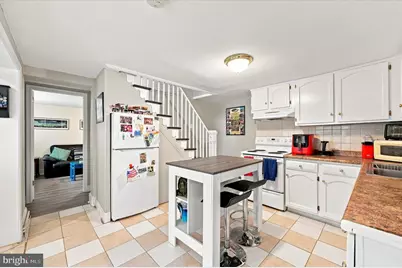 407 Jefferson Street, Bridgeport, PA 19405 - Photo 6