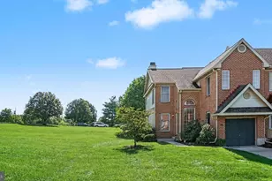 554 Greenwood Ct, Harleysville, PA 19438 - Photo 1