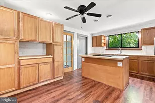 612 S Broad St, Lansdale, PA 19446 - Photo 8