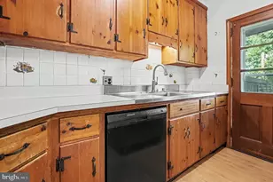 311 Broad St, Harleysville, PA 19438 - Photo 20