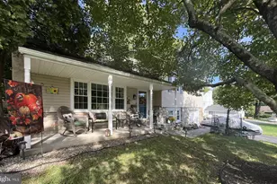 611 Bradley, Lafayette Hill, PA 19444 - Photo 2