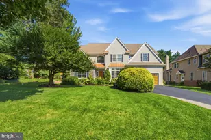 601 Argyle Cir, Wynnewood, PA 19096 - Photo 2