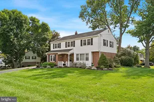 344 Knoll Rd, Plymouth Meeting, PA 19462 - Photo 2