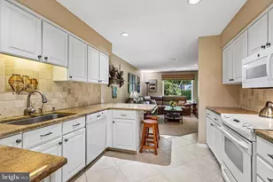 68 Highgate Ln, Blue Bell, PA 19422 - Photo 8