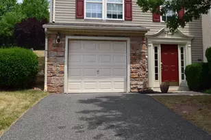 23 Creekside, Pottstown, PA 19464 - Photo 2
