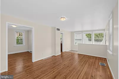 881 Rock Lane, Elkins Park, PA 19027 - Photo 8
