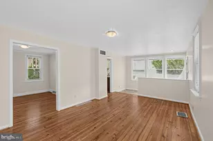 881 Rock Ln, Elkins Park, PA 19027 - Photo 8