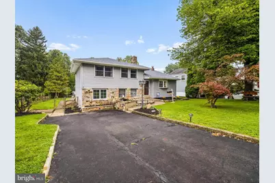105 Overlook Avenue, Willow Grove, PA 19090 - Photo 2