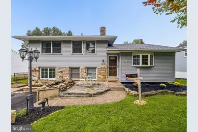 105 Overlook Avenue, Willow Grove, PA 19090 - Photo 1