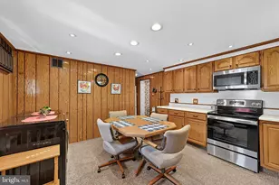 112 Redford Rd, Oreland, PA 19075 - Photo 10