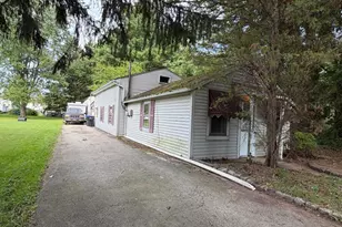 211 Perkiomen Ave, Phoenixville, PA 19460 - Photo 2