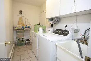 2908 Village Green Ln, Norristown, PA 19403 - Photo 26