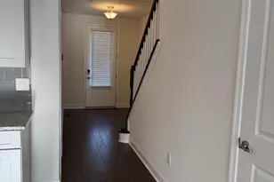137 Golden Vale Dr, Royersford, PA 19468 - Photo 2