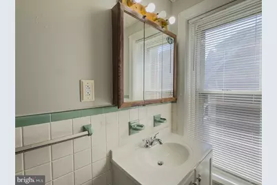 476 N Charlotte Street #2, Pottstown, PA 19464 - Photo 8